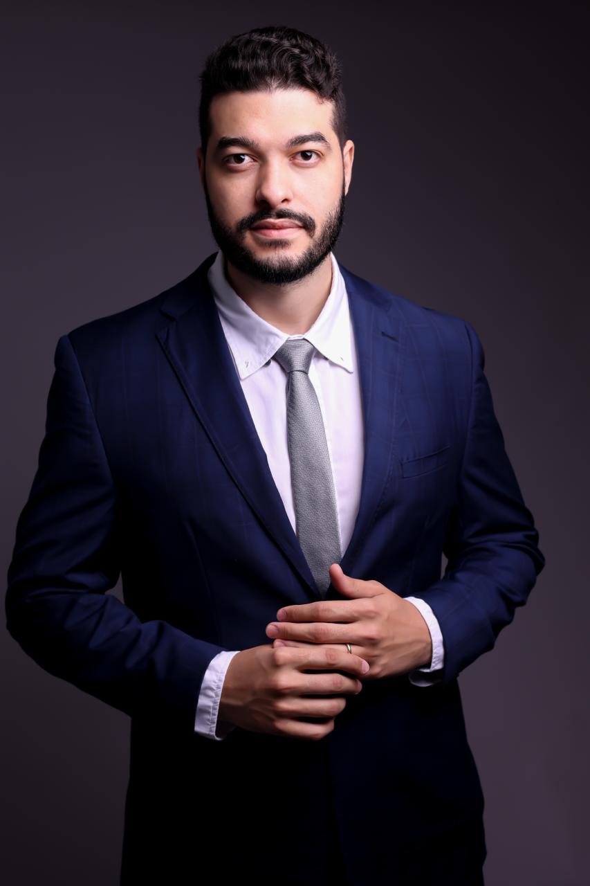 Dr. Pedro Gomes - Cirurgião Plástico em Rondonópolis